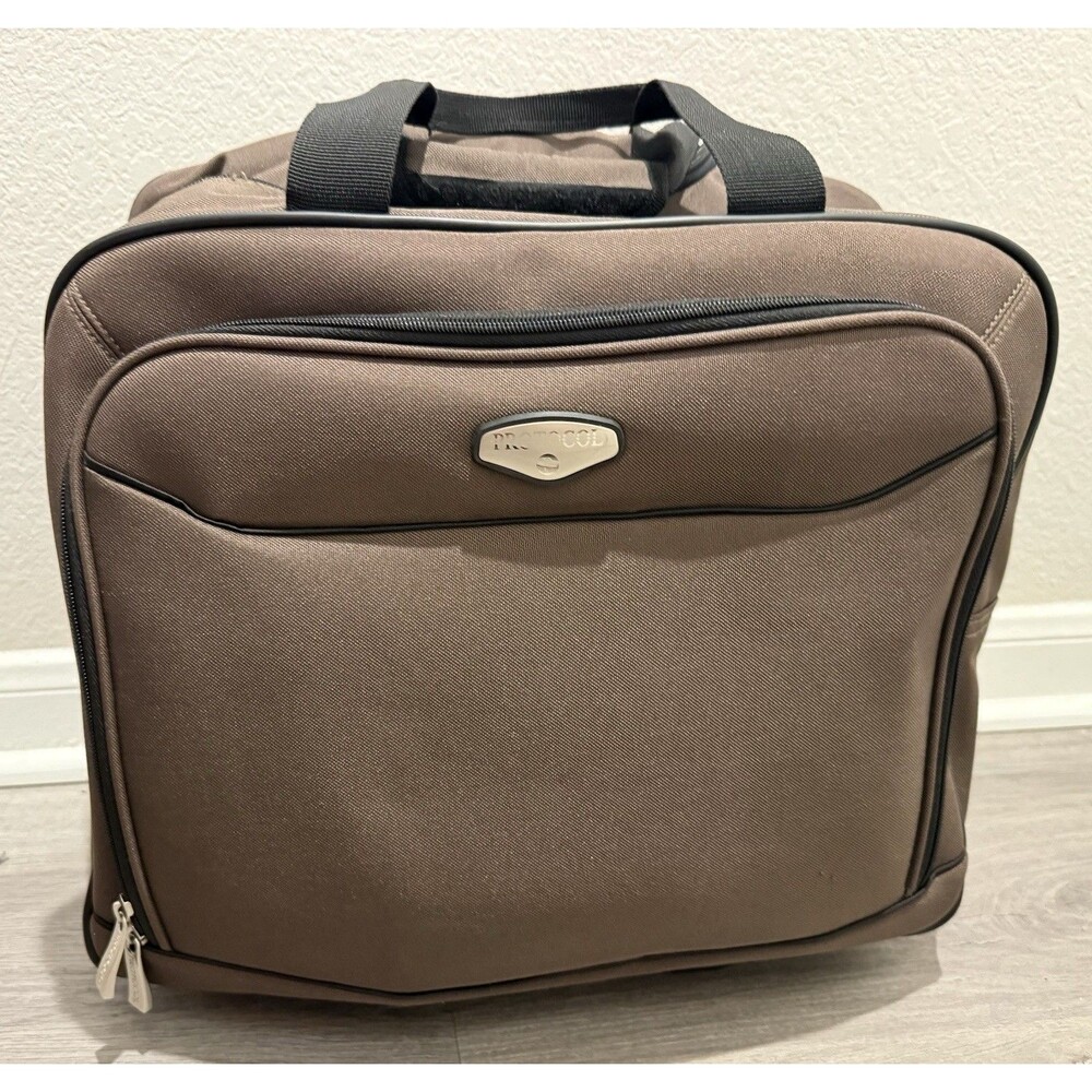 Protocol Onboarding Laptop Luggage 16” H, 16” L, 10” D